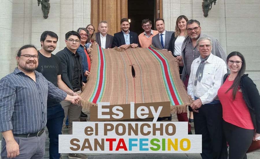 Desde Christophersen para toda la provincia: Ahora Santa Fe tiene un poncho representativo y su fiesta provincial