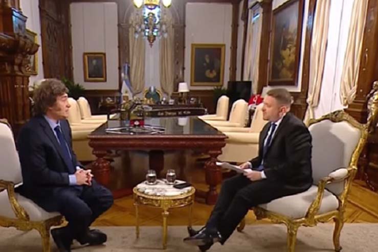 Papelón histórico por la filtración del crudo de la entrevista de Jony Viale a Milei: hubo edición, arreglos y censura en vivo