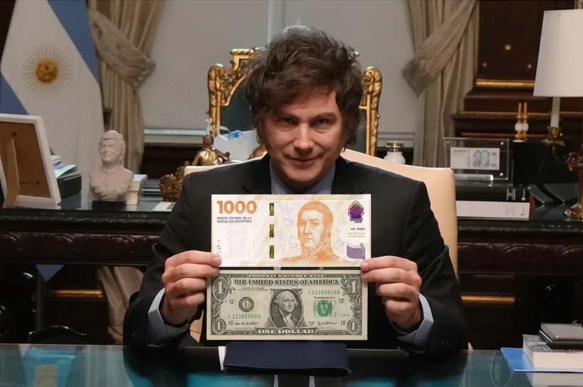 Financial Times asegura que Trump impulsa la dolarización global y ve a Argentina como «candidato principal»